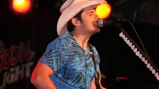 Farther Along  Brad Paisley