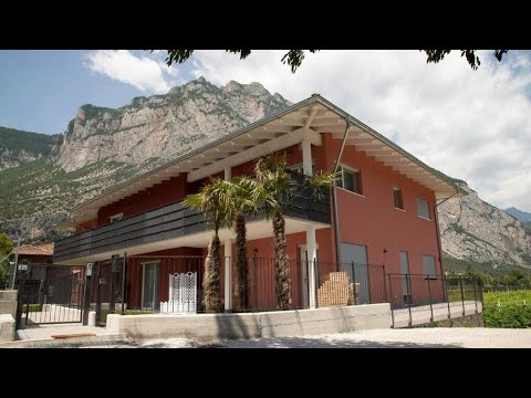 HOLIDAY APARTMENTS GIULIA GOLD, Pietramurata, Italy