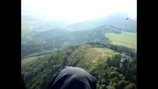 preview picture of video 'paragliding stranik september 2011.avi'