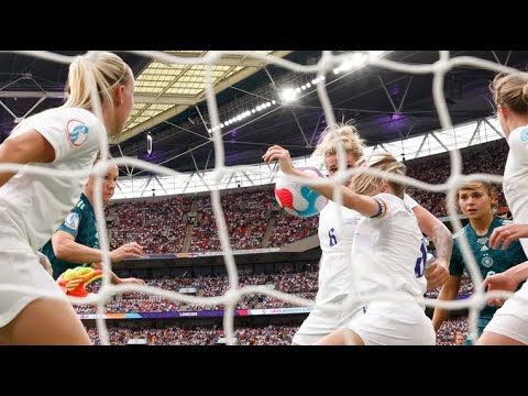 Euro 2022 Final - Germany vs. England - Clear penalty not given