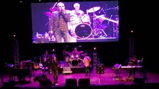 Ambrosia - World Leave Me Alone / Higher Ground