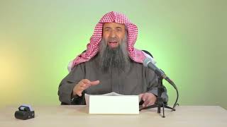 صورة #فتاوى_الزامل | هل تحصل بركة الاجتماع على الطعام إذا جلس أهل البيت على سفرة و كل شخص يأكل من صحنه؟