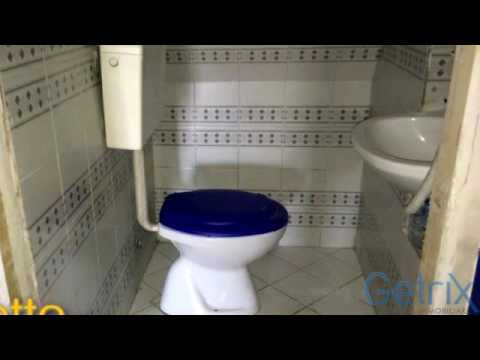 Locale Commerciale in Affitto, via Via IV Novembre - Marano di Napoli - centrale