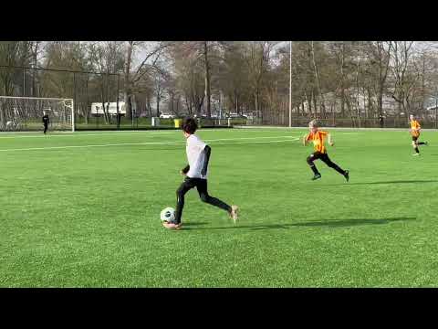 ZSGOWMS jo13-1 tegen Sporting Martinus jo13-4  10-2  18-03-2023 in Amsterdam 👌⚽️👍🤣