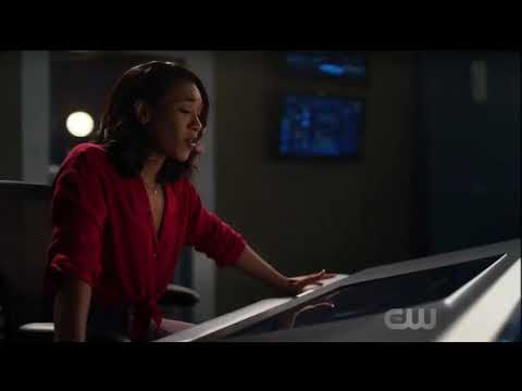 Flash vs. King Shark - Crisis On Earth-X Part 1