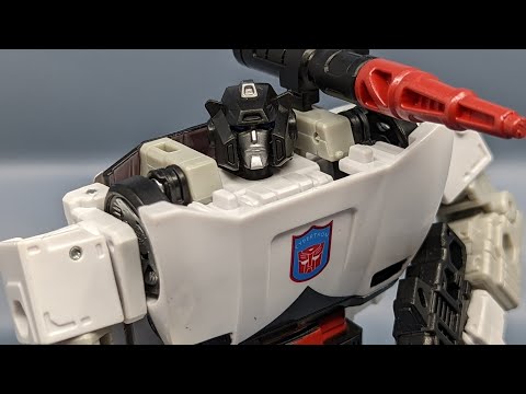 Chuck's Reviews Transformers Legacy Velocitron Speedia 500 Diaclone Universe Clampdown