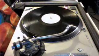 Joakim Lone Octet - Oleg Dans Les Bois (Dj Mehdi Mix) [FUT 011]