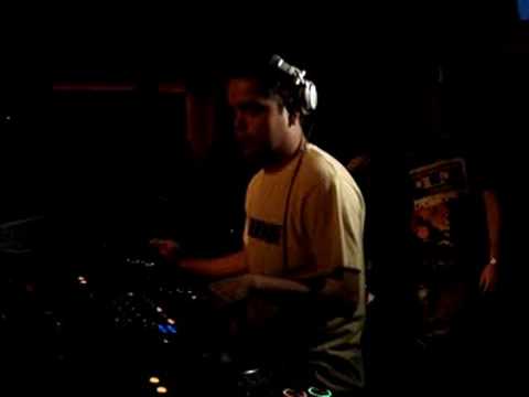 Dj Ricardo Reyna @ The Gallery. (Get Loose Party 2)