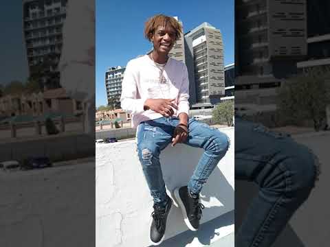 Dele Trayz Freestyling