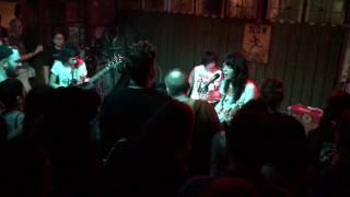 The Coathangers-Adderall LIVE