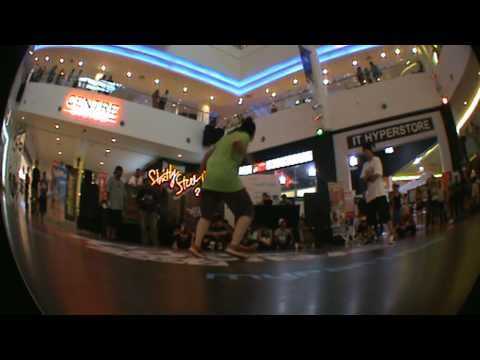 Floor Combat 2009 Bgirl - Battle 10 - Mabel Vs Seven