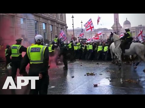WATCH | Face-Off in UK's Westminster: Police Battle Nationalist Crowd | APT