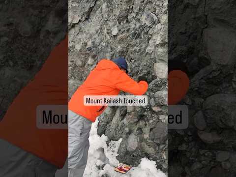 Touching Feet of Kailash I Charan Sparsh I Kailash Tour 2025 #ytshorts #foryou #kailash #fypシ゚ #fyp