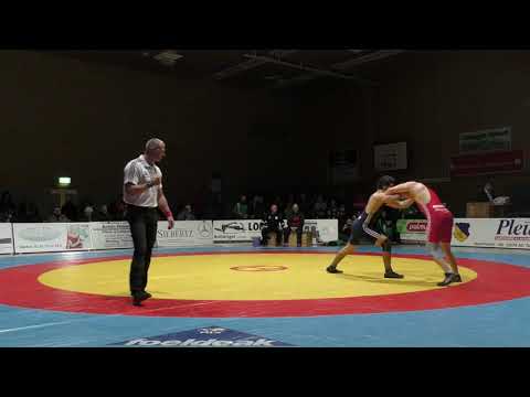 F  86 B Otto, Peter -- Gaziyev, Talgat PS 0:2