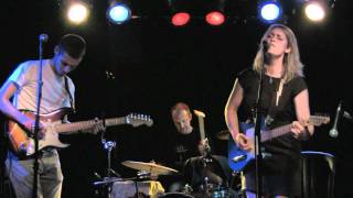 SARAH HOLTSCHLAG & THE CROSSCUTS - 