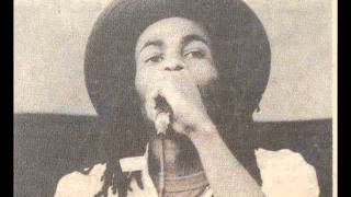 Winston Reedy - Door Peeper