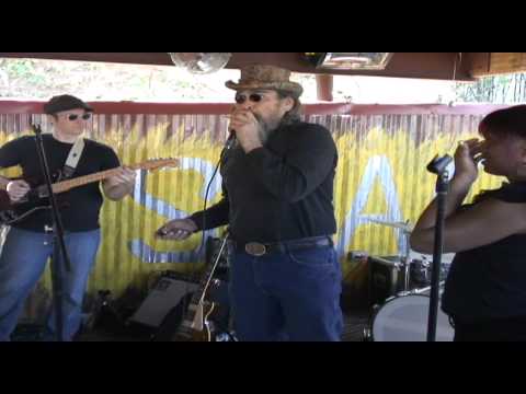 LZ Love ~Amazing Grace~LIVE IN AUSTIN TEXAS at Maria's Taco Xpress