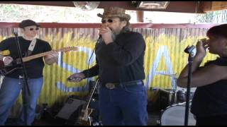 LZ Love ~Amazing Grace~LIVE IN AUSTIN TEXAS at Maria's Taco Xpress