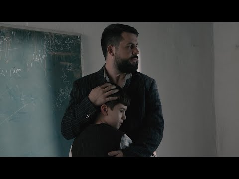 Tregime Shqiptare "Mësuesi"