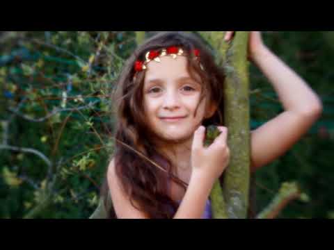 Kniha: Magické peříčko a Tajný svět