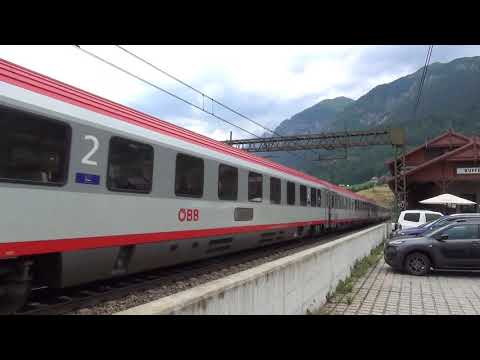 TAURUS OBB E.190 CON EUROCITY IN TRANSITO A COLLE ISARCO (BZ) MART. 3 - 7 - 2018