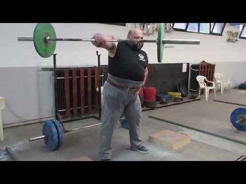 lateral raises 12x40kg