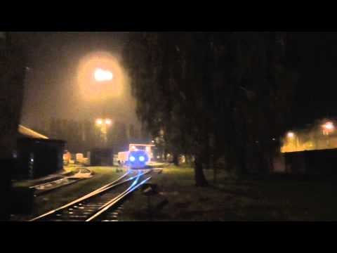 749.107-9 ČD vyjíždí na noční E výluku ve stanici Olomouc