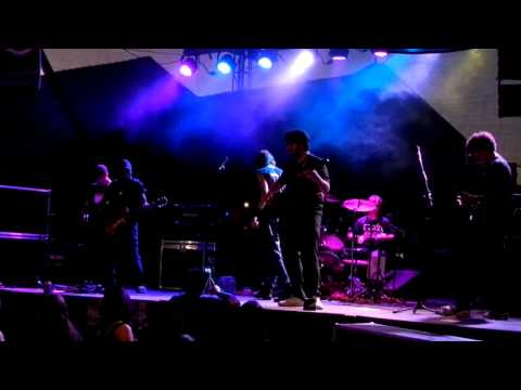 Smoke On The Water - The Tentos (Deep Purple cover)