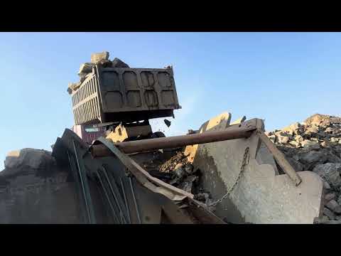 Extremely heavy Crushing - ‘Big Rock Crusher Machine: A Giant in Action” Big Rock Crushing Satisfyin