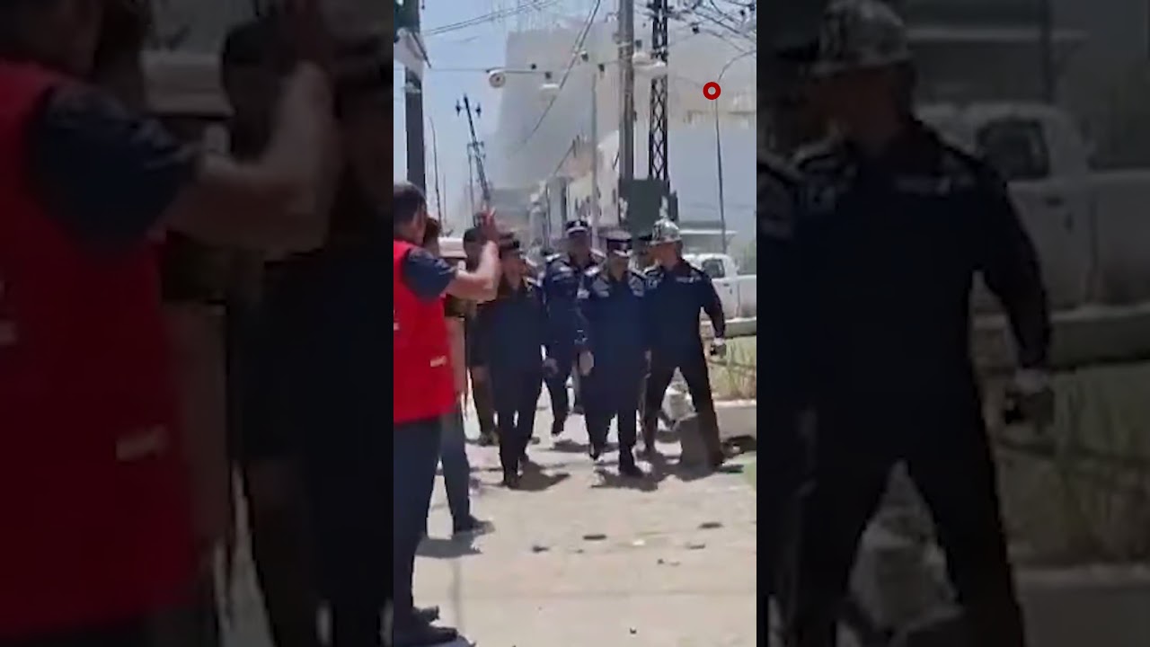 فيديو | 12 فرقة إطفاء تتمكن من إخماد حريق اندلع داخل بناية تجارية مخالفة لشروط السلامة بمنطقة الكرادة ببغداد