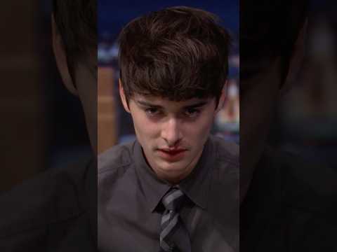 🚨 Spoiler Alert 🚨Jimmy gives #NoahSchnapp a movie magic nosebleed like Will in #StrangerThings 5!