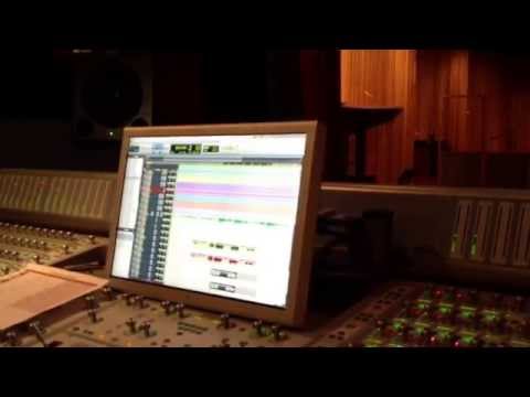 Melodie Joy sings backgrounds for Yanelis Rivera- Nunca Me Aquerdo De Olvidarte (La Voz Kids 2)