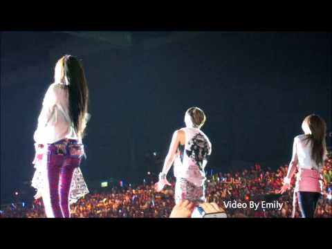 120623 Music Bank In Hong Kong F(x) - Electric Shock