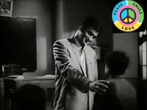 Apne jo kuch hamko padhaya vo to kahin bhi  najar na aaya आपने जो कूछ हमको पढाया वो तो कहीं भी नजर न