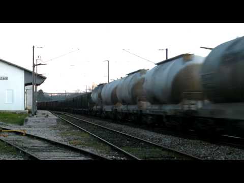 Comboio nº 75530 - 1560+1567 - Mouriscas.MP4
