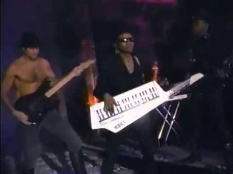 Kraze - Let's Play House