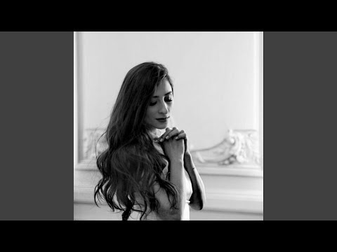 Pe Domnul lăudați-L și prea înălțati-L