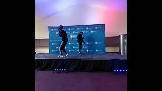 Download lagu J Groove Don Cold Like Ice (Live Performance) mp3