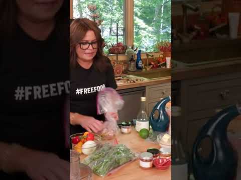 How To: Make One-Pot Arroz con Pollo 💥 ⁠| Rachael Ray #Shorts #RRMM #RRatHome