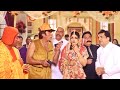 भंगारी दादा की गुंडागिरी पड़ गयी बेटी की शादी पर भारी -Govinda, Raveena Tandon -Akhiyon Se Goli Maare DEFAULT Thumbnail