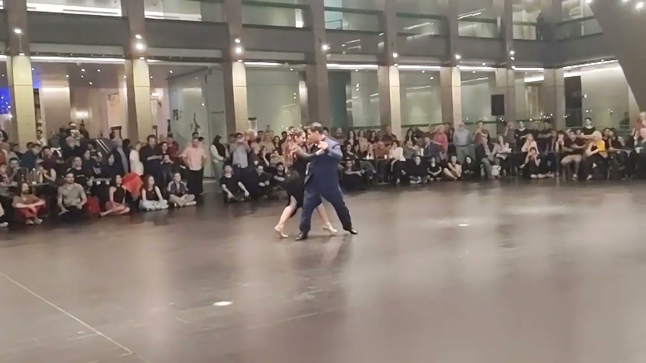 FATI CARACOCH & BRENNO MARQUES - La Clavada, Darienzo (2/3). Milonga Centro Cultural Kirchner