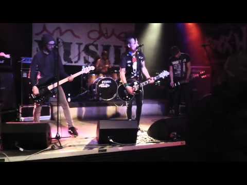 The Uprising (Streetpunk Berlin) Untitled Live @ Loud fast dirty II Rockwerk (Hof) 18102013