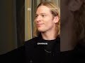 The #Lestat walk is everything 😂🚶‍♂️ #InterviewWithTheVampire #IWTV #SamReid #JacobAnderson #Shorts