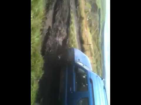 Cowm quarry freelander rescuing a jimny