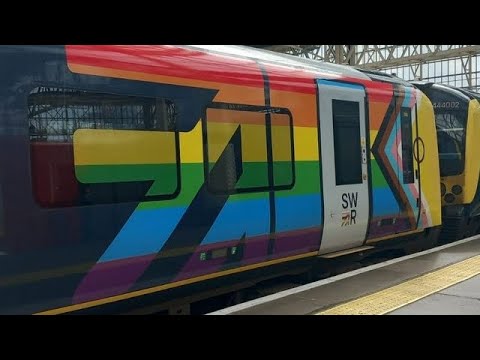 SWR Class 444 PRIDE departing London Waterloo | 31/3/2023