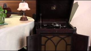 Sidney Bechet _ "Blues in Thirds" on HMV-163 Gramophone