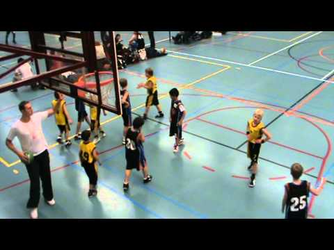 2011-12-17 CobraNova U10 - Waddinxveen FLyers U10_1 Periode 2-1