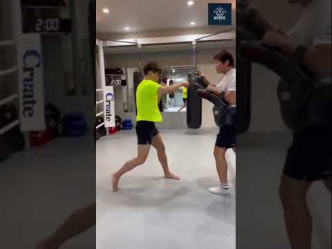 小比類巻貴之直伝！右の前蹴り #小比類巻貴之 #格闘技 #キックボクシング