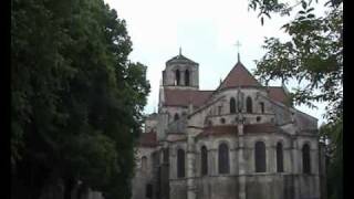 preview picture of video 'Vézelay en de Ste-Madeleine Basilic  France / Bourgogne'