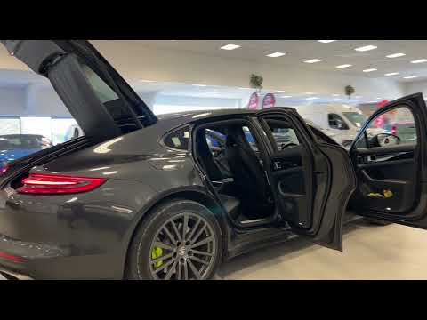2017 Porsche Panamera